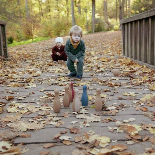 Little Skittles-Bowling Set-6 pins and balls